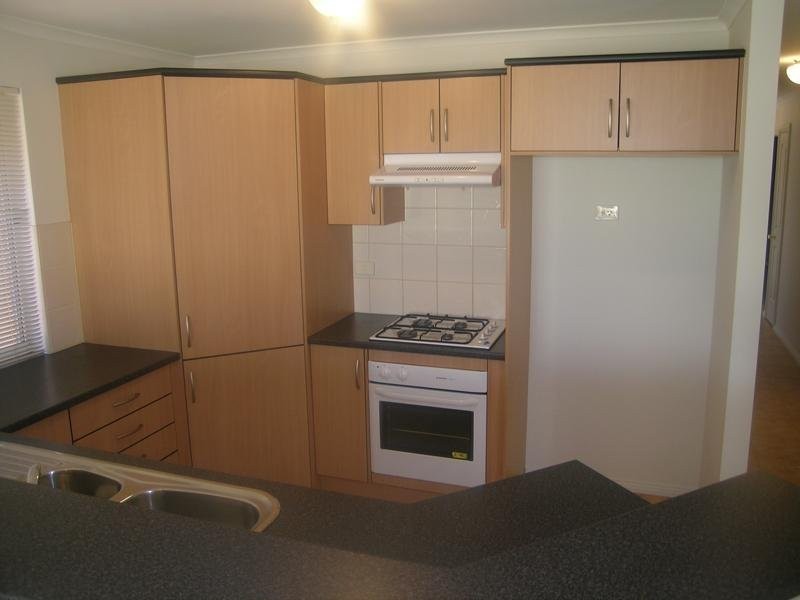 4/14 Leader Street, Rosewater SA 5013