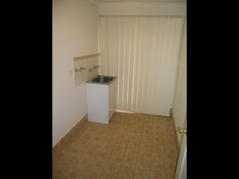 4/14 Leader Street, Rosewater SA 5013