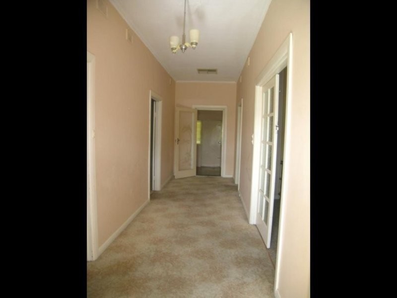 11 Wynette Street, Pennington SA 5013