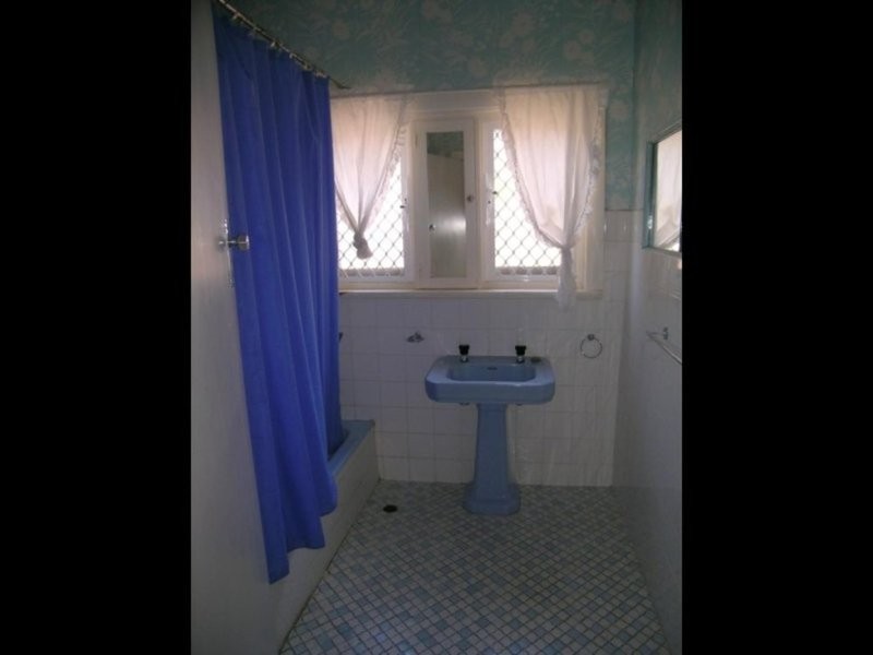11 Wynette Street, Pennington SA 5013