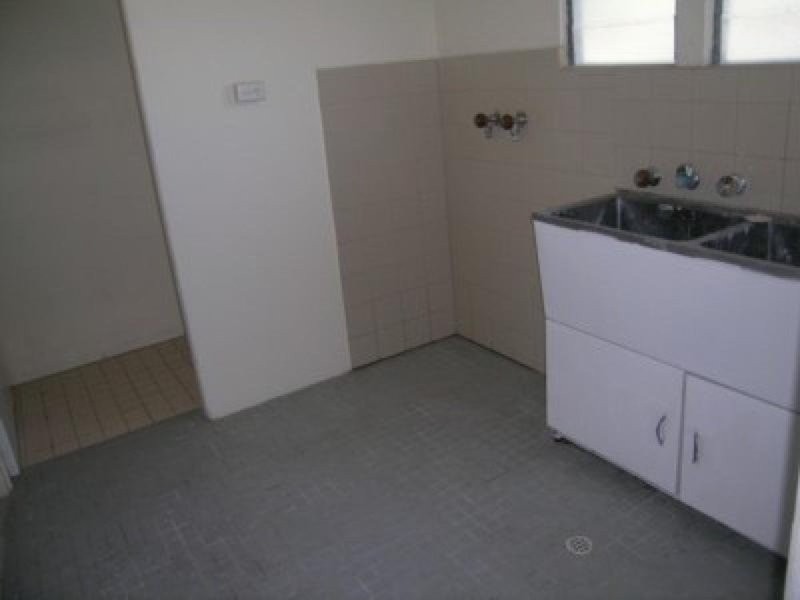 18 Baker Street, Birkenhead SA 5015