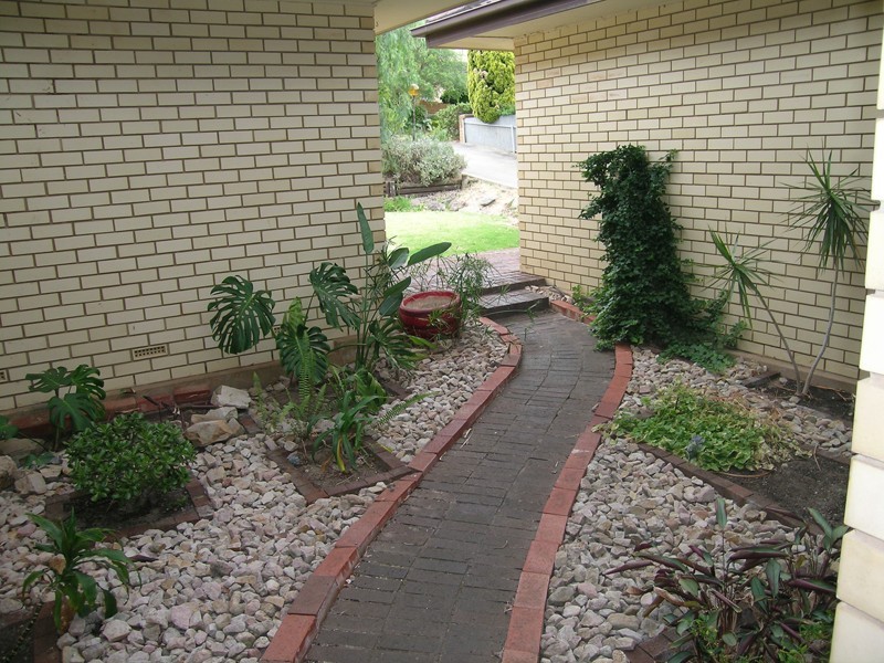 79 Flinders Drive, Valley View SA 5093