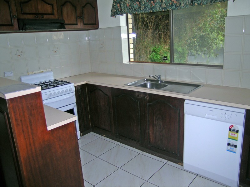 79 Flinders Drive, Valley View SA 5093