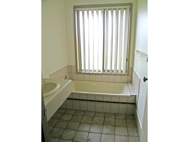 12 Emerald Parade, Ottoway SA 5013