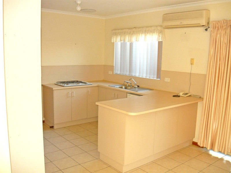2/3 Everard Street, Largs Bay SA 5016