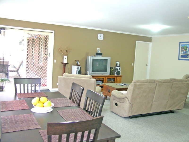 2 Oronsay Drive, North Haven SA 5018