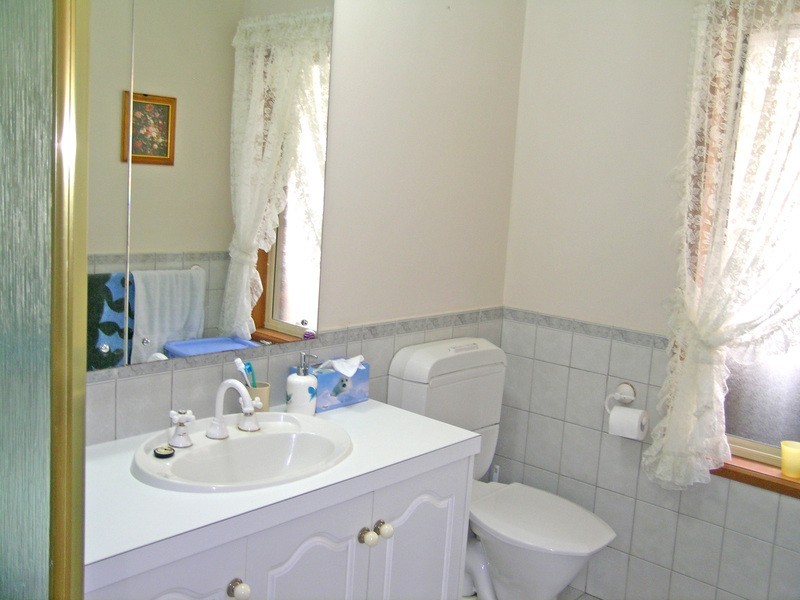 2 Oronsay Drive, North Haven SA 5018