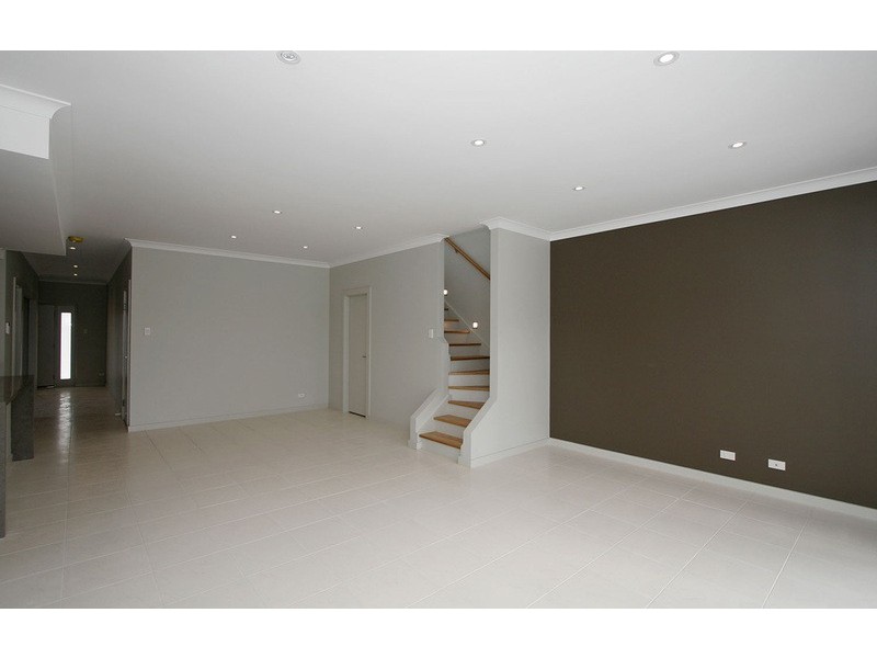 10 Farncomb Court, Largs North SA 5016