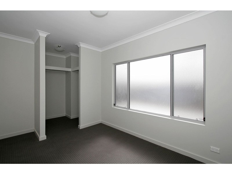 10 Farncomb Court, Largs North SA 5016