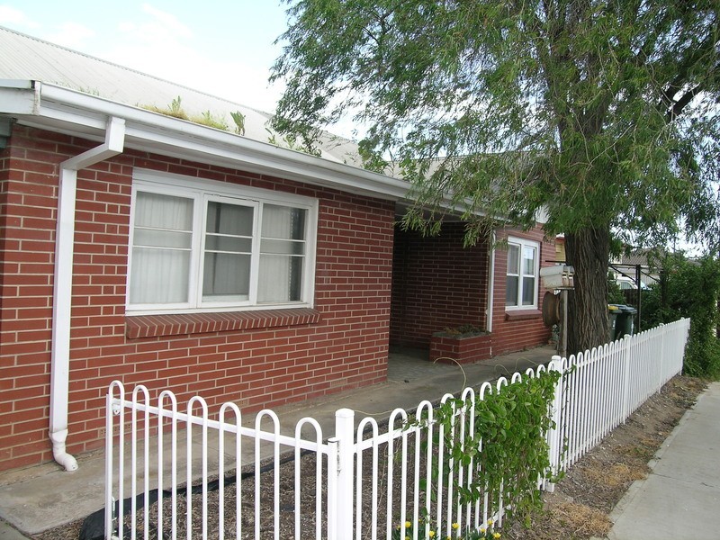 56 Bucknall Road, Glanville SA 5015