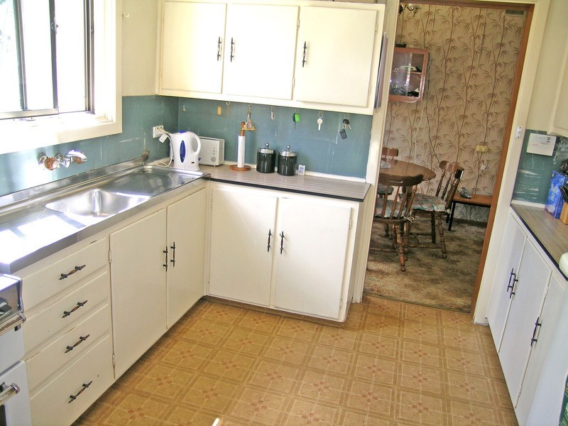 827 Military Road, North Haven SA 5018