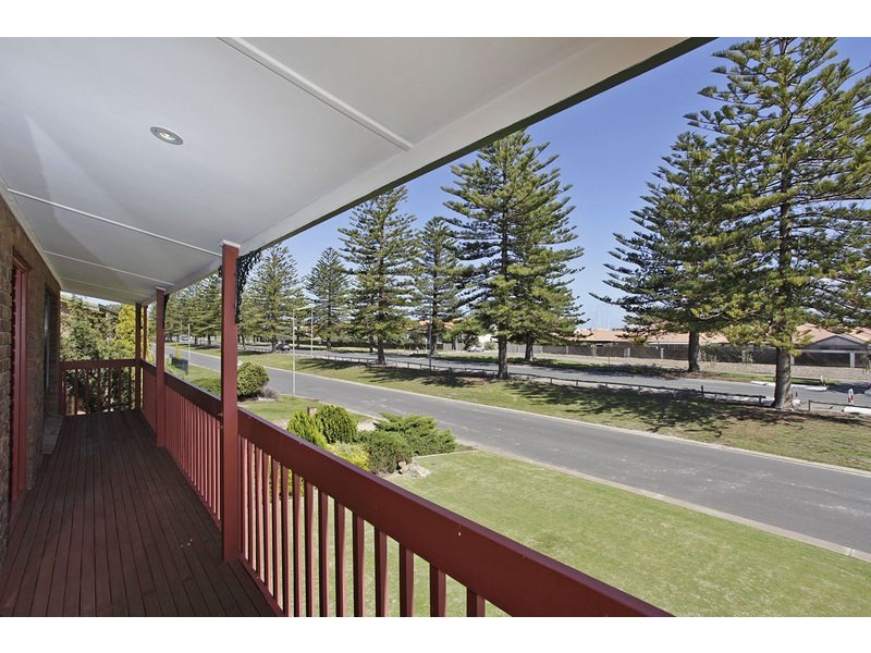 3 Sea Spray Avenue, North Haven SA 5018