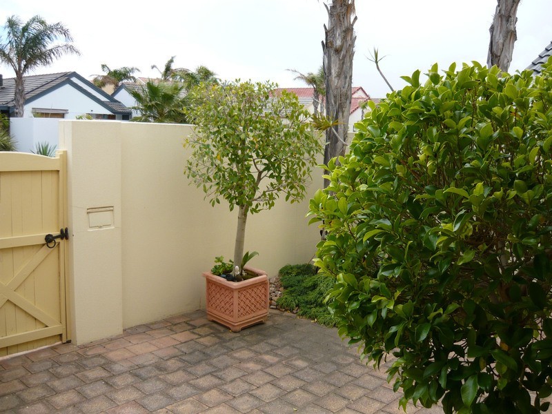 18 South Australia One Drive, North Haven SA 5018