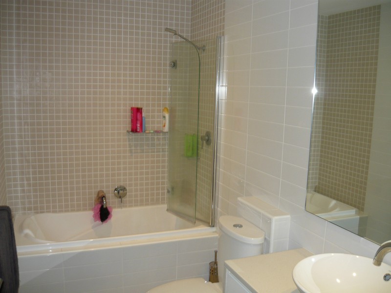 6 Yao Cove (New Port Quays), Port Adelaide SA 5015