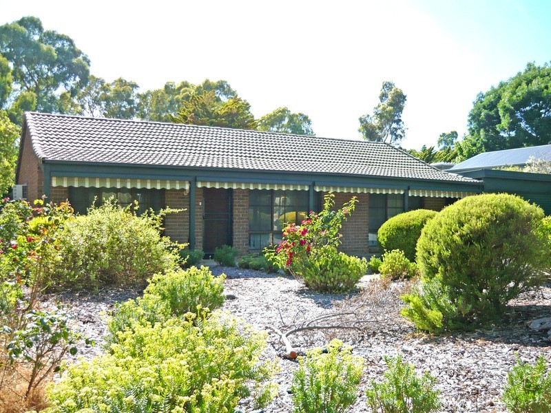 5 Newport Crescent, Aberfoyle Park SA 5159