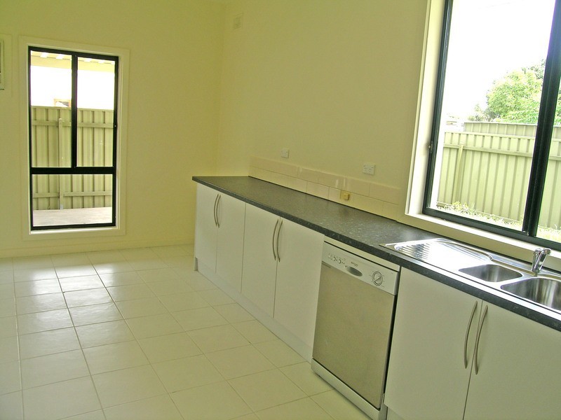 1/49 Centre Street, Largs Bay SA 5016