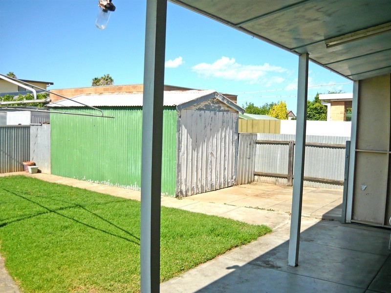 54 Levistone Street, Seaton SA 5023