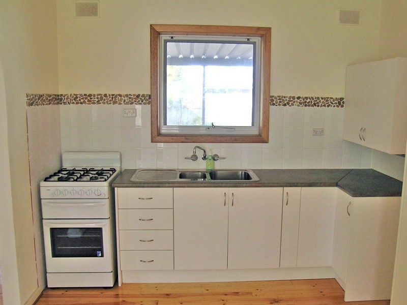 18 Bristol Crescent, Taperoo SA 5017