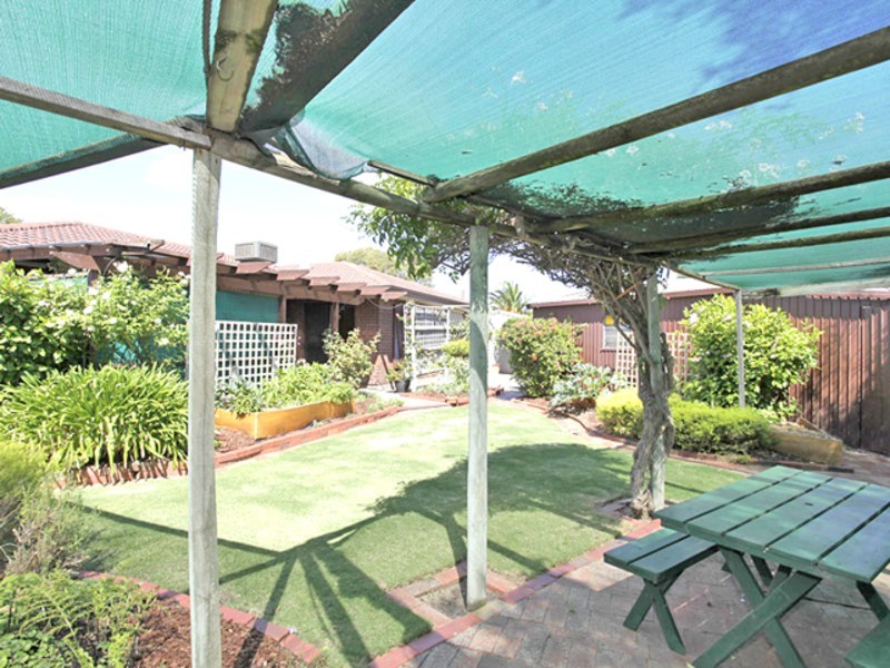 1 Bollen Street, North Haven SA 5018