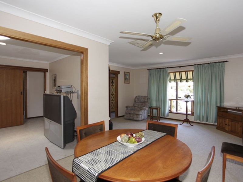 1 Bollen Street, North Haven SA 5018