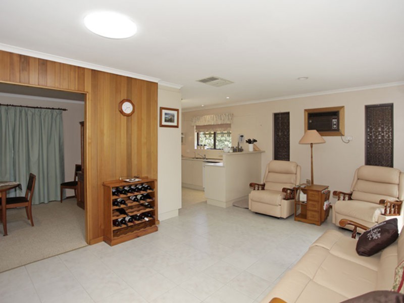 1 Bollen Street, North Haven SA 5018