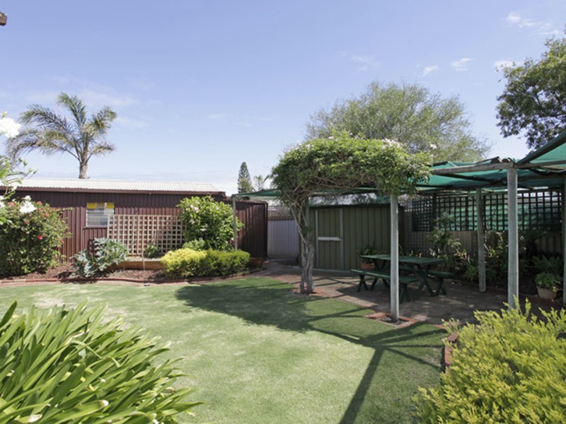 1 Bollen Street, North Haven SA 5018