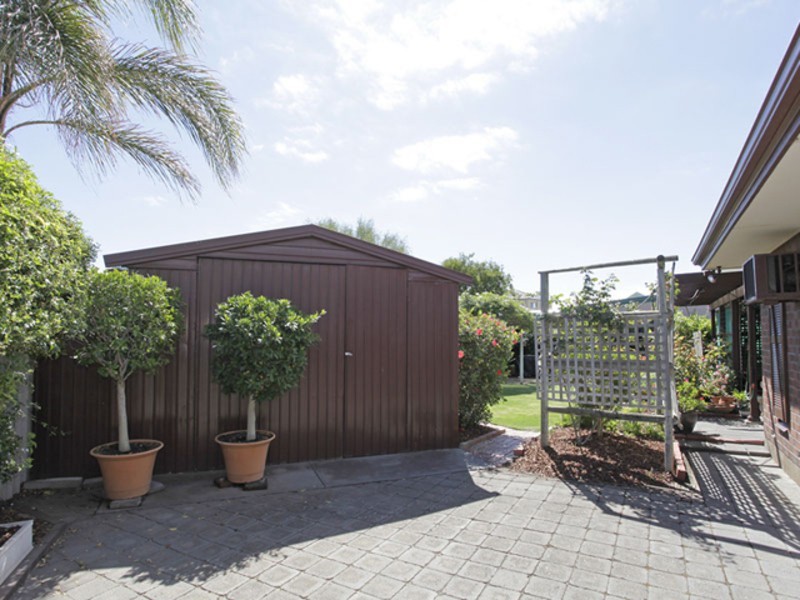 1 Bollen Street, North Haven SA 5018