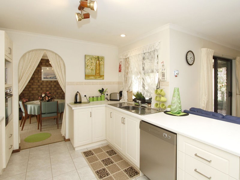 10 Tusker Court, North Haven SA 5018