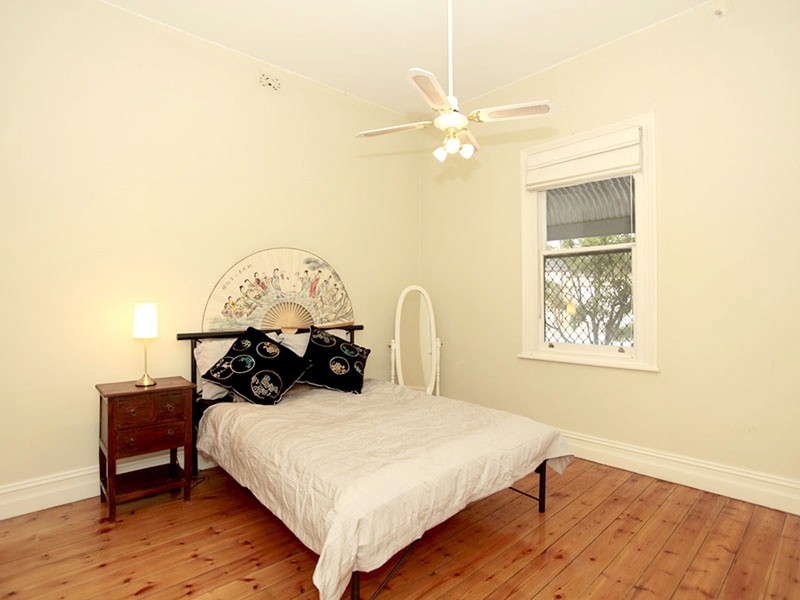 42 Deslandes Street, Ethelton SA 5015