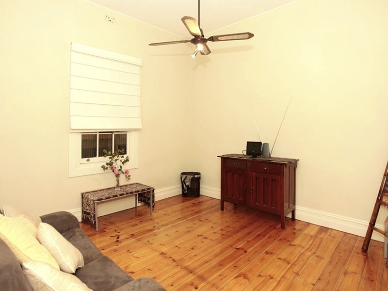 42 Deslandes Street, Ethelton SA 5015