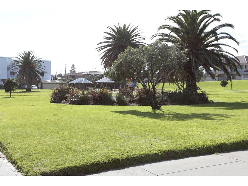 3/16a Kauri Parade, Seacliff SA 5049