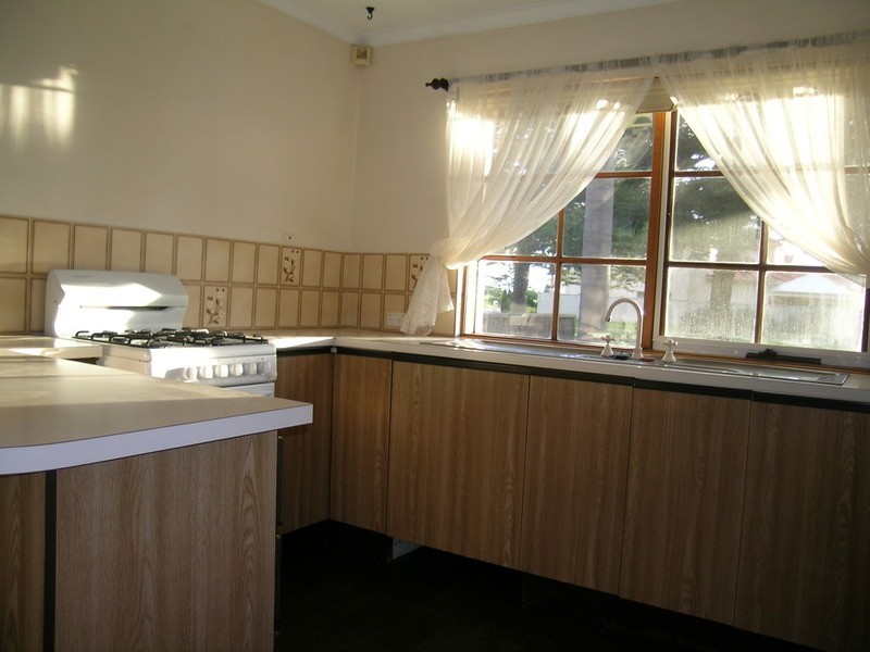 1/2 Marmora Terrace, Osborne SA 5017