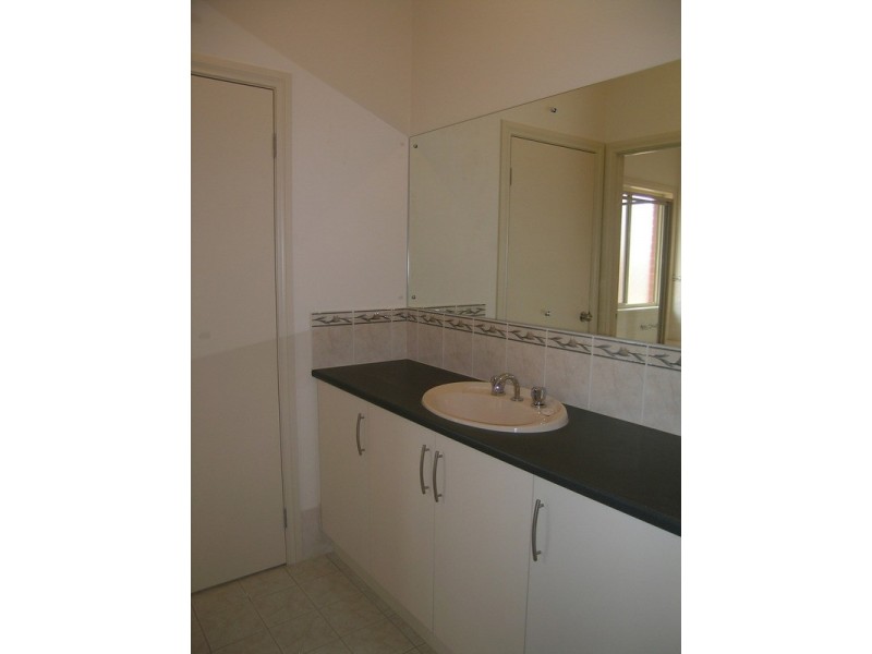 32 Wynette Street, Pennington SA 5013