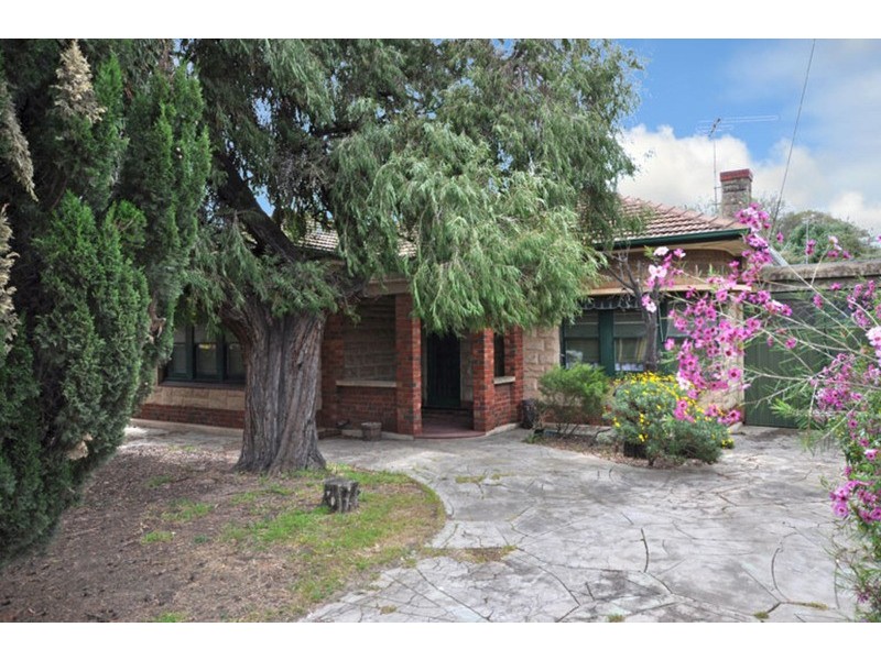 8 Bishops Avenue, Alberton SA 5014