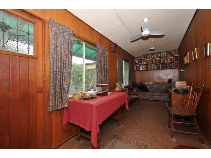 8 Bishops Avenue, Alberton SA 5014