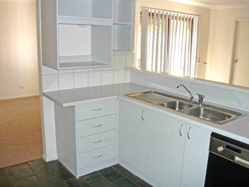 7 Challenge Court, North Haven SA 5018