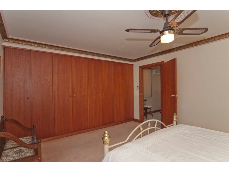11 Schroder Court, North Haven SA 5018