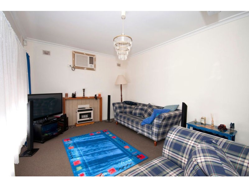 718 Military Road, Taperoo SA 5017