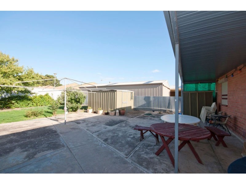 718 Military Road, Taperoo SA 5017