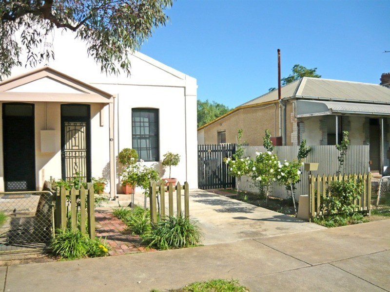 10 Lee Terrace, Rosewater SA 5013