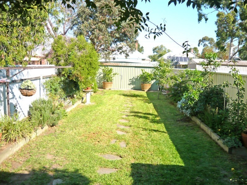 10 Lee Terrace, Rosewater SA 5013