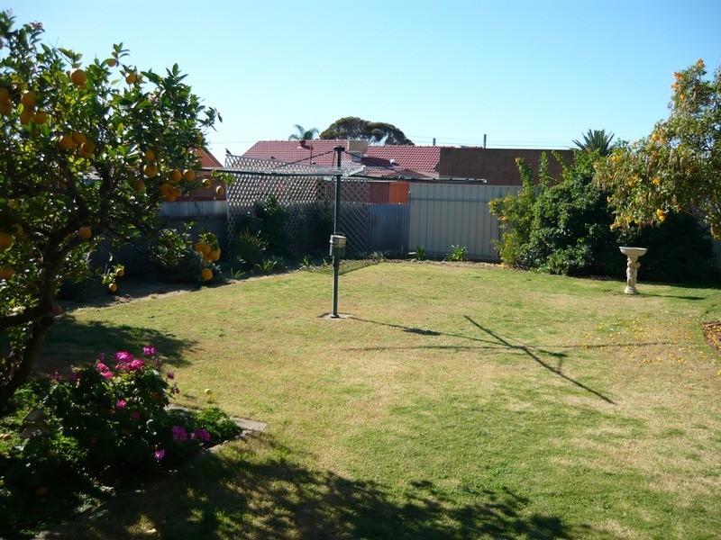 376 Victoria Road, Taperoo SA 5017
