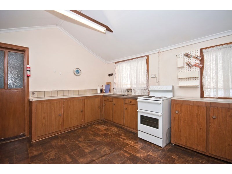 18 Marmora Terrace, Osborne SA 5017