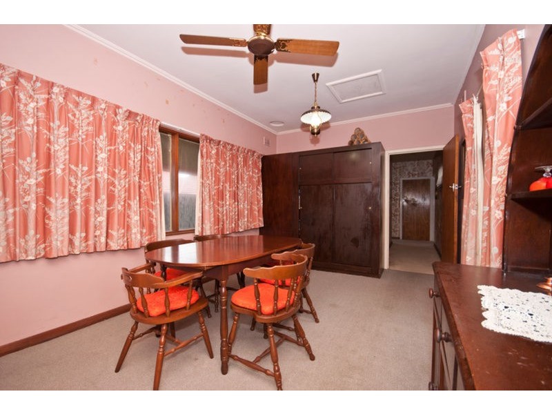 18 Marmora Terrace, Osborne SA 5017