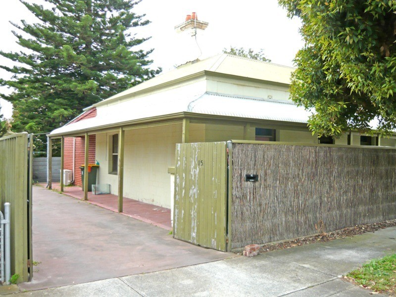 15 OSBORNE Street, Largs Bay SA 5016