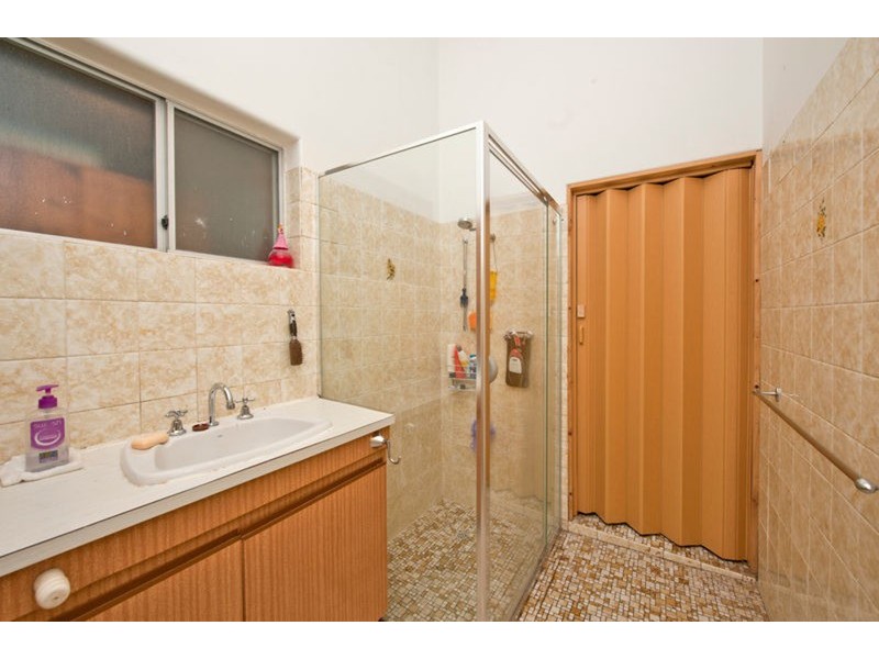 18 Kanowna  Road, Largs Bay SA 5016