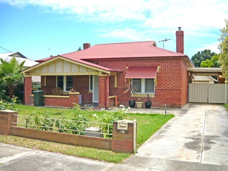 10 Glenhuntley St, Woodville South SA 5011