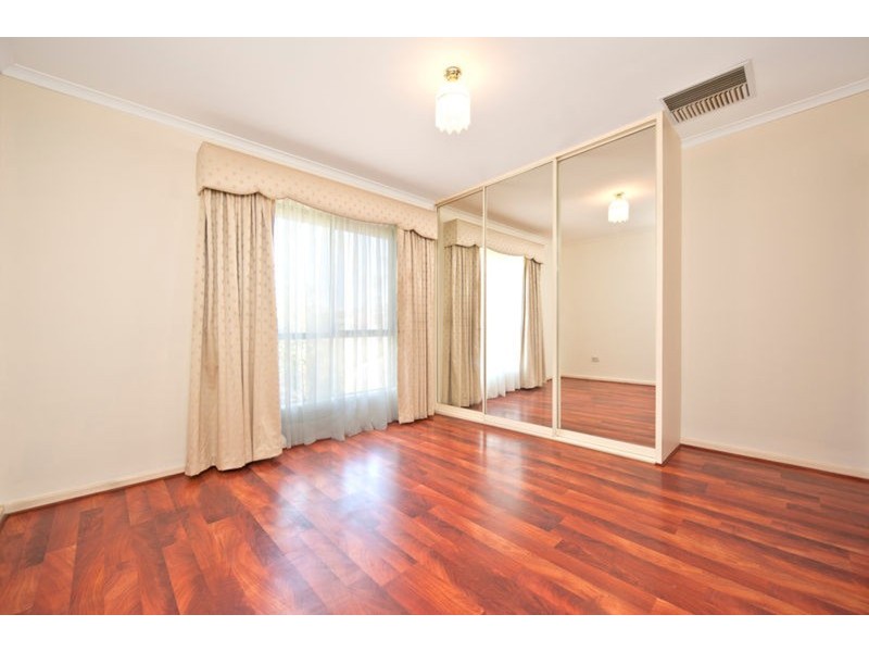 14 Thomson Crescent, North Haven SA 5018