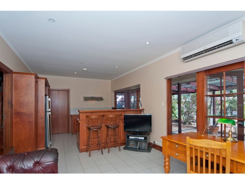 11 Schroder Court, North Haven SA 5018