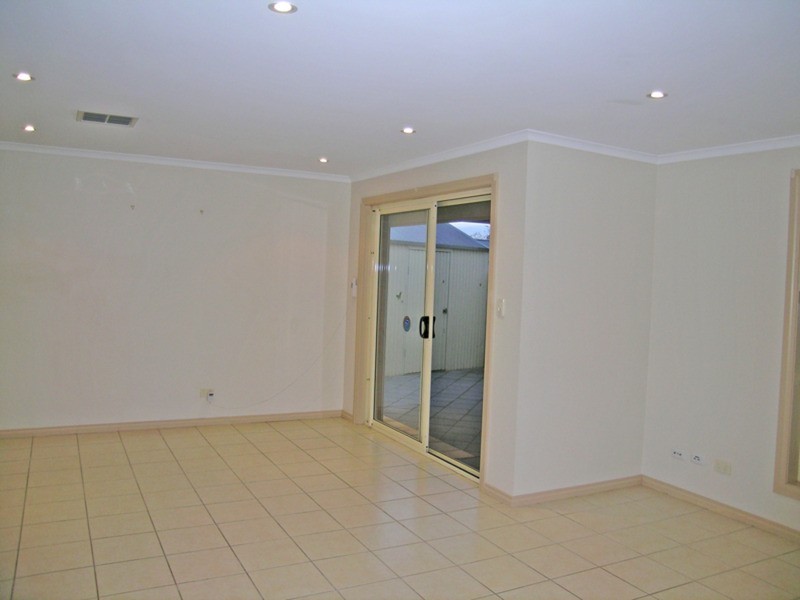 2 Flaminia Street, North Haven SA 5018